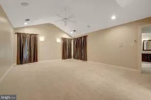 10588 Canterberry Rd, Fairfax Station, VA 22039 - Photo 36