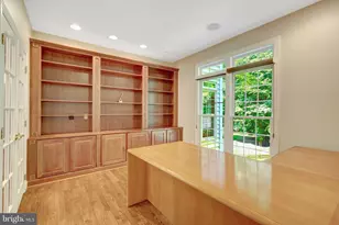 10588 Canterberry Rd, Fairfax Station, VA 22039 - Photo 14
