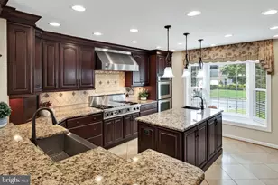 5522 Chestermill Dr, Fairfax, VA 22030 - Photo 14