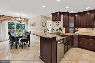 5522 Chestermill Dr, Fairfax, VA 22030 - Photo 16