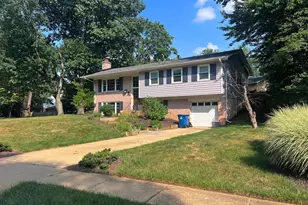 1731 Tamerisk Ct, Vienna, VA 22182 - Photo 1