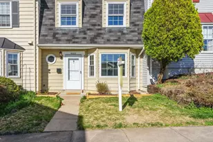 6003 Sweet Dale Ct, Springfield, VA 22152 - Photo 1