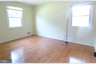9715 Aspen Hollow Way, Fairfax, VA 22032 - Photo 12