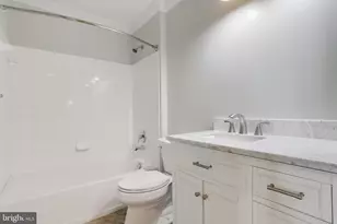 8482 Hallie Rose St, Alexandria, VA 22309 - Photo 14