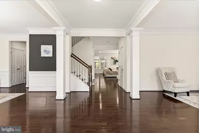 8901 Hargrove Court, Fairfax, VA 22031 - Photo 4