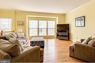 6503 Waldo Ct, Alexandria, VA 22315 - Photo 2
