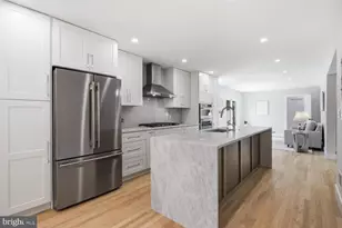 2008 Friendship Ln, Falls Church, VA 22043 - Photo 14