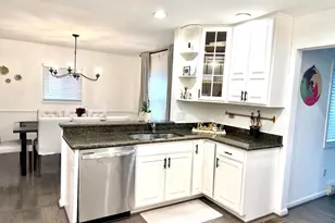 6018 Walhaven Dr, Alexandria, VA 22310 - Photo 4