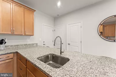 13537 Innovation Station Loop #76A, Herndon, VA 20171 - Photo 16