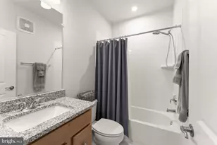 13537 Innovation Station Loop, Herndon, VA 20171 - Photo 36
