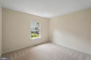 6110 Calico Pool Ln, Burke, VA 22015 - Photo 24