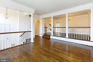 6153 Braeleigh Ln, Alexandria, VA 22315 - Photo 4