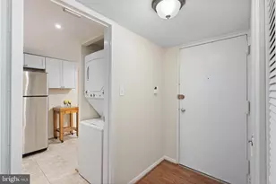 1423 Northgate Square, Reston, VA 20190 - Photo 2