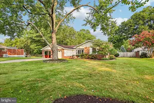 8808 McNair Dr, Alexandria, VA 22309 - Photo 6