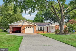 8808 McNair Dr, Alexandria, VA 22309 - Photo 2