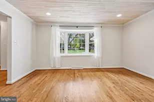 8808 McNair Dr, Alexandria, VA 22309 - Photo 32