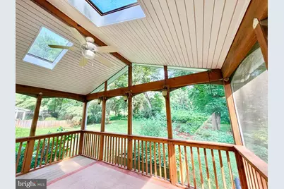 8300 Chivalry Road, Annandale, VA 22003 - Photo 6