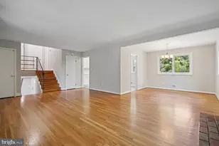 1633 Warner Ave, McLean, VA 22101 - Photo 6