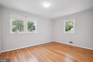 1633 Warner Ave, McLean, VA 22101 - Photo 8