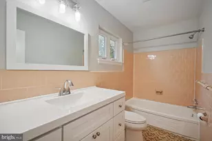 1633 Warner Ave, McLean, VA 22101 - Photo 8