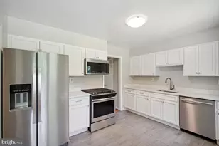 1633 Warner Ave, McLean, VA 22101 - Photo 6