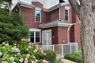 1641 International Dr, McLean, VA 22102 - Photo 2