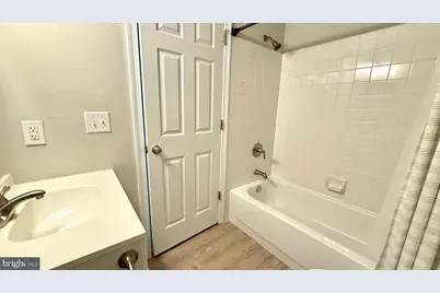 1641 International Drive #TH-24, McLean, VA 22102 - Photo 16