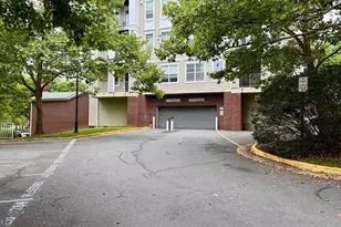 1641 International Dr, McLean, VA 22102 - Photo 20