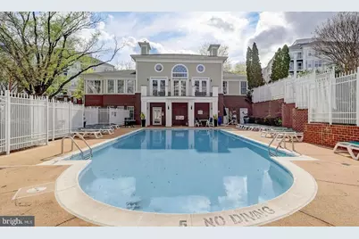 1641 International Drive #TH-24, McLean, VA 22102 - Photo 24