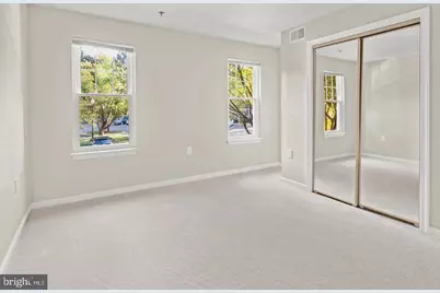 1641 International Drive #TH-24, McLean, VA 22102 - Photo 16