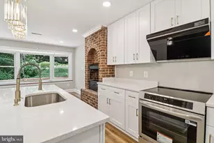 7518 Old Dominion Dr, McLean, VA 22102 - Photo 14