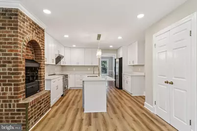 7518 Old Dominion Drive, McLean, VA 22102 - Photo 16