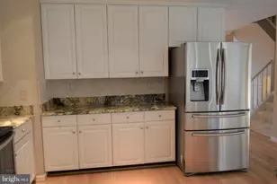 8933 Royal Astor Way, Fairfax, VA 22031 - Photo 18