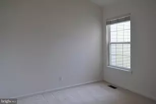 8933 Royal Astor Way, Fairfax, VA 22031 - Photo 38