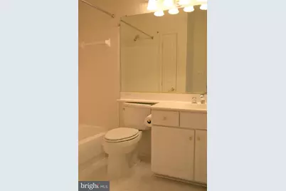 8933 Royal Astor Way, Fairfax, VA 22031 - Photo 36
