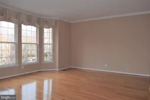 8933 Royal Astor Way, Fairfax, VA 22031 - Photo 6