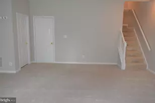 8933 Royal Astor Way, Fairfax, VA 22031 - Photo 44