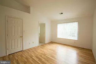 2911 Jessica Ct, Vienna, VA 22181 - Photo 14