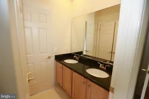 2339 Sandburg St, Dunn Loring, VA 22027 - Photo 18
