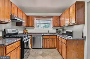 7708 Viceroy St, Springfield, VA 22151 - Photo 6