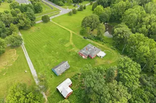 11201 Stuart Mill Rd, Oakton, VA 22124 - Photo 4