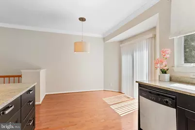 14828 Edman Circle, Centreville, VA 20121 - Photo 8