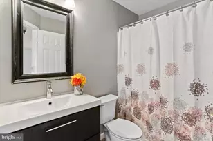 14828 Edman Cir, Centreville, VA 20121 - Photo 16