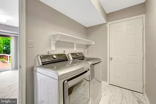 1502 Snowflake Ct, Herndon, VA 20170 - Photo 52