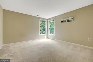1502 Snowflake Ct, Herndon, VA 20170 - Photo 48