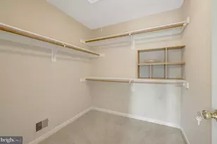 1502 Snowflake Ct, Herndon, VA 20170 - Photo 36