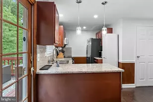 8113 Loving Forest Ct, Springfield, VA 22153 - Photo 18
