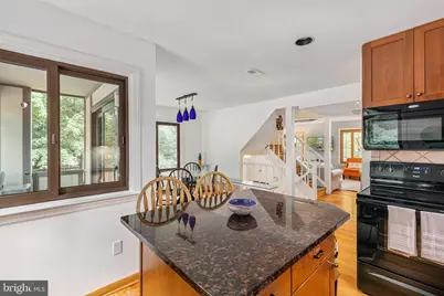 2223 Glencourse Lane, Reston, VA 20191 - Photo 12