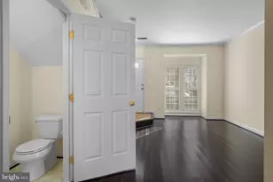 4384 Sutler Hill Square, Fairfax, VA 22033 - Photo 6