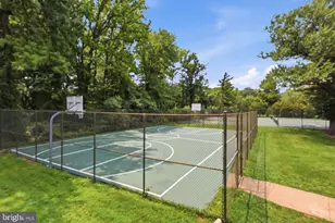 6628 E Wakefield Dr E, Alexandria, VA 22307 - Photo 48
